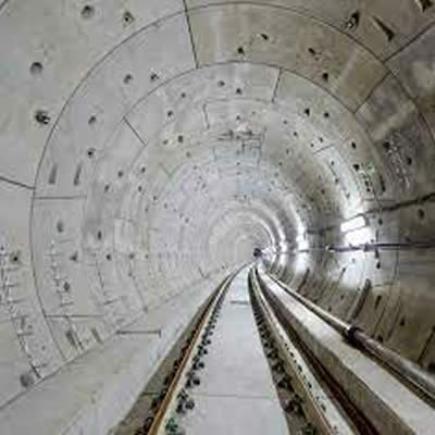 Tunnelier VS ver de terre